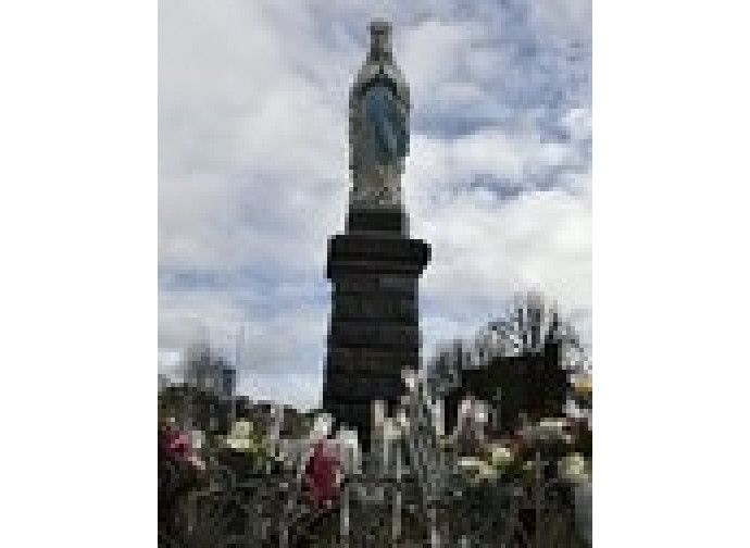 Lourdes Lourdes